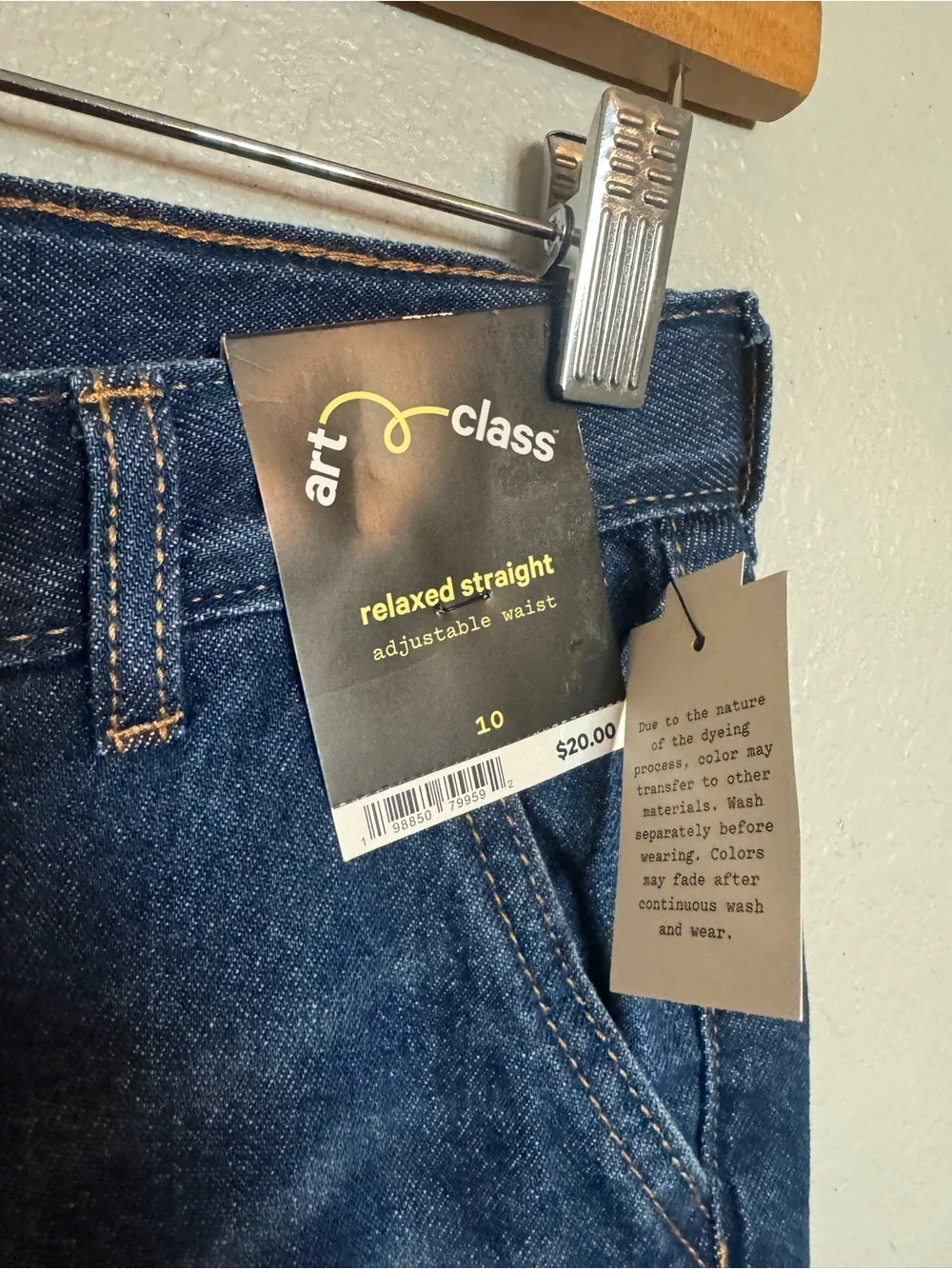 New art class Boys Jeans 100% Cotton Medium Wash Relaxed Straight Jeans Size 10